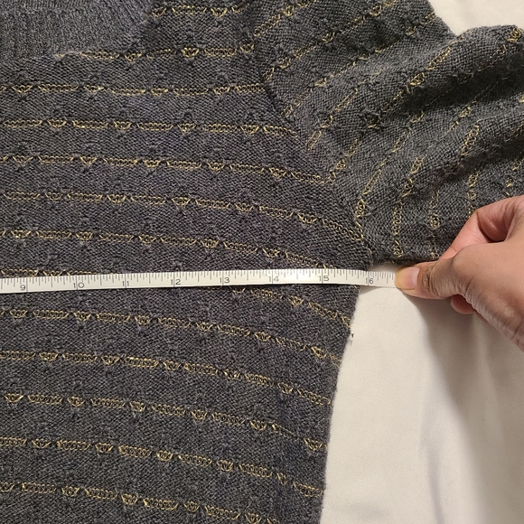 URBAN OUTFITTERS Cooperative Knitted Gray Top size small - Picture 4 of 7